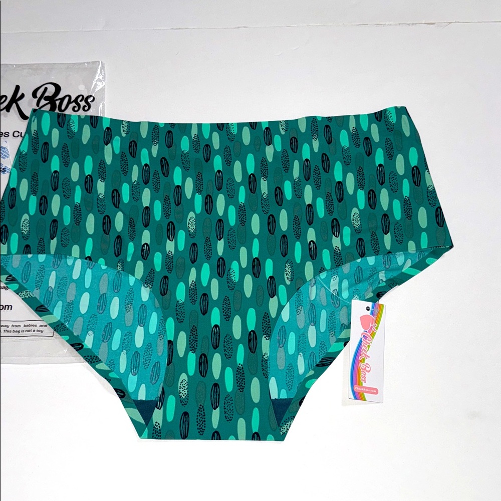 Cheek Boss XL Briefs / Panties, tagless, seamless, Shades of Green